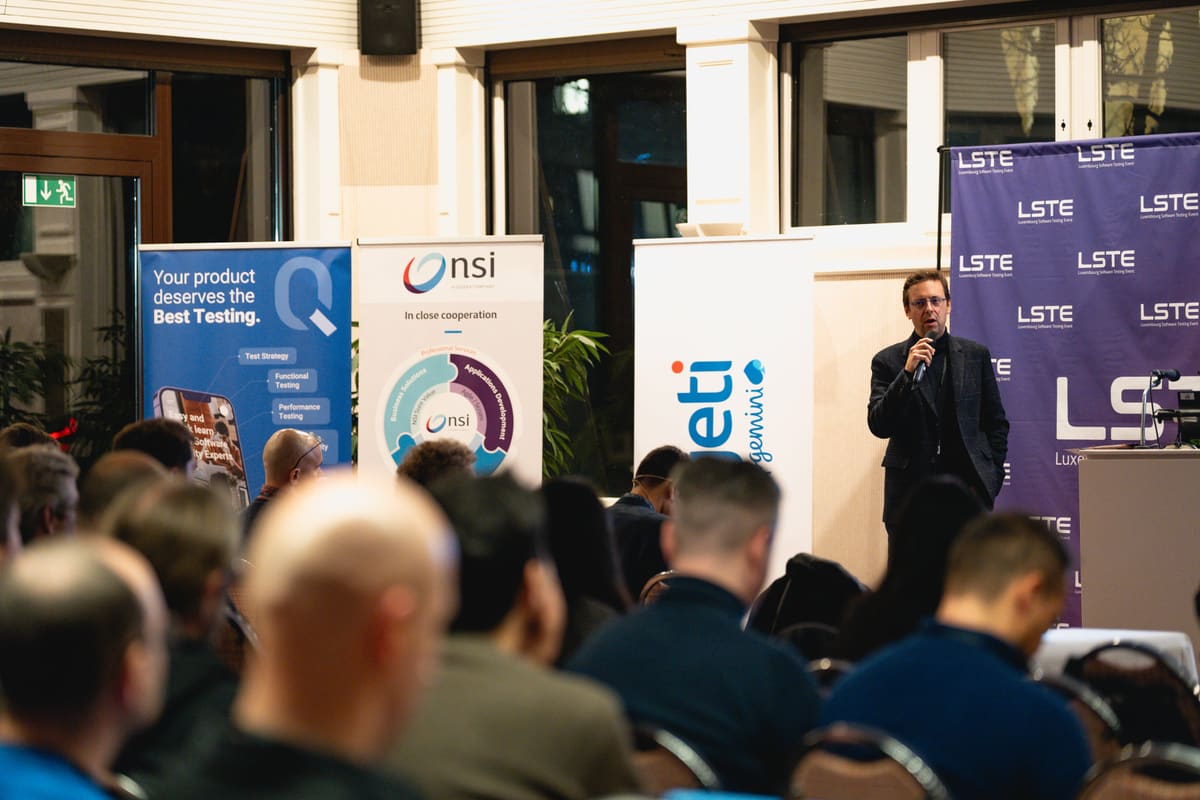 A keynote speaker on stage at LSTE 2025